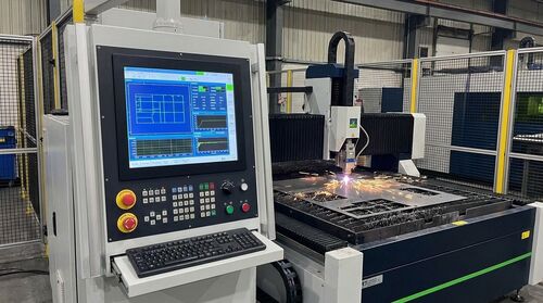 Son şirket çözümleri hakkında Lazer Kesim HMI için Endüstriyel Panel PC: İmalat Ekipmanları için Makine Kontrol Arayüzü