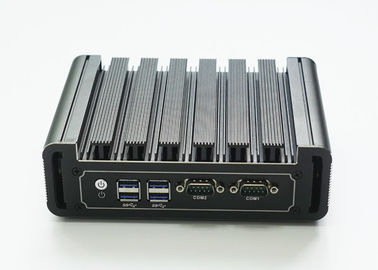 İyi fiyat Intel I7-7500U Çift Çekirdekli Endüstriyel Mikro PC 6 USB 2 Ethernet Bağlantı Noktası 2 COM RS232 çevrimiçi